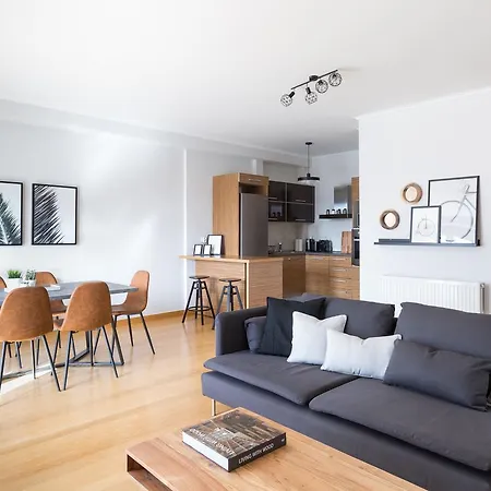 شقة Stylish And Spacious 2bd - Thiseio By Upstreet